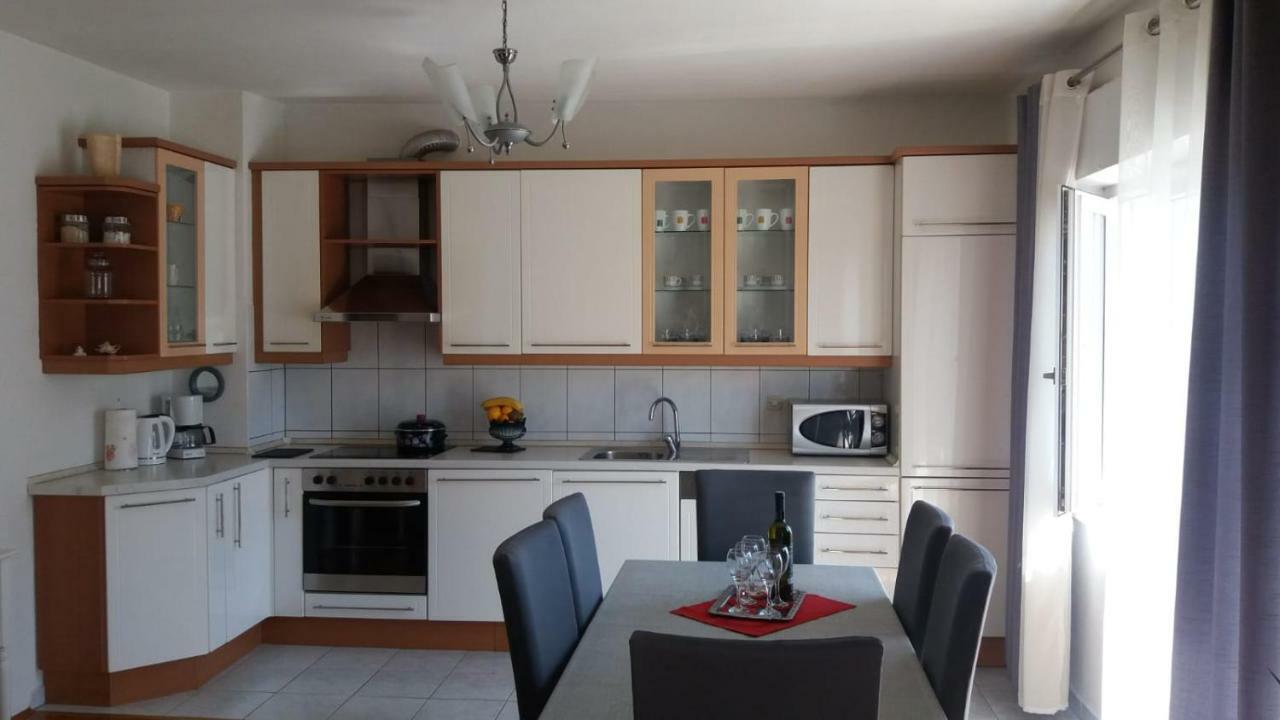 Apartman Teklic Kaštela Extérieur photo